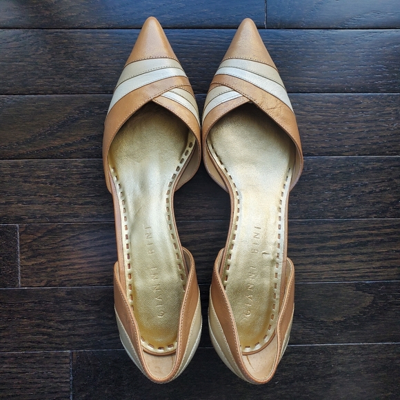 Gianni Bini Shoes - Gianni Bini Tan Kitten Heel Shoes